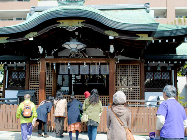 【紫野】紫野おっちゃんズと、言い伝えを謎解き！地元人しか知らん隠れスポット～牛若と弁慶が出会った橋！？米屋の庭に弁慶の巨岩！民家の裏に謎の古墳～