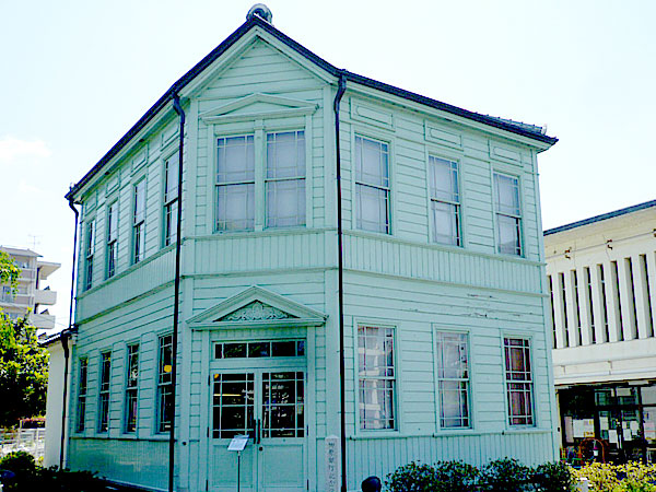 【崇仁】地元タウン誌編集長といく、崇仁地域の暮らしとお店巡り～被差別地域の住民が作った銀⾏、崇仁船鉾、地元のソウルフード食べ歩き～