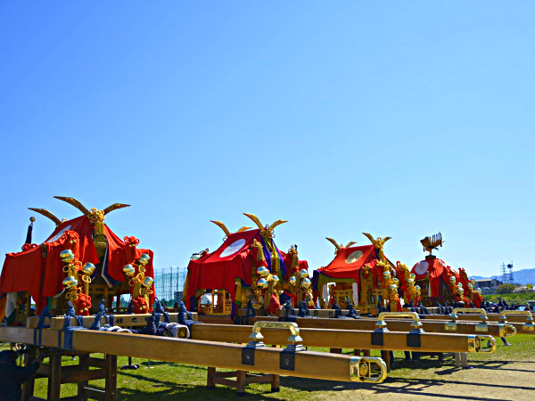 【松尾祭】六基の神輿が桂川を渡る！松尾祭のハイライト「船渡御」へ～勇壮でおおらか、王朝時代より続く松尾の神幸祭～