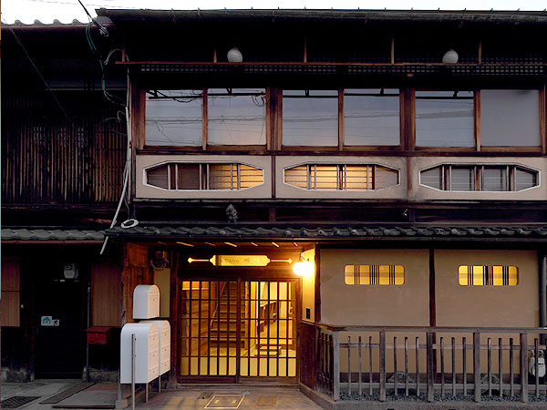 【島原】建築家といく花街、生まれ変わるお茶屋・町家・古ビル内部を拝見～「京都絶対領域」京都のオモテとウラを視る、建築・都市の視点から～
