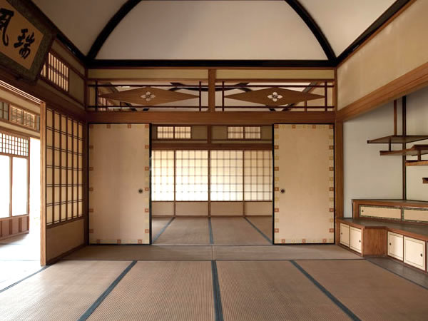 【松殿山荘】凝りに凝った近代数寄屋建築の傑作、通常非公開・桜の松殿山荘へ～四万坪の敷地に17の茶室、流祖・高谷宗範のひ孫がご案内～