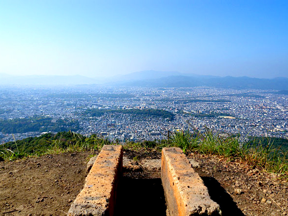 【大文字山】森の案内人といく絶景の大パノラマ☆Let’s大文字山ハイキング～松林からコナラ林、甦る縄文の森！変わりゆく京の森をめぐる～