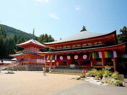 【比叡山】建築史家といく延暦寺、独自の進化を遂げた密教建築めぐり～無数の「谷」が構成する山岳宗教都市、最澄が開いた日本仏教の聖地へ～
