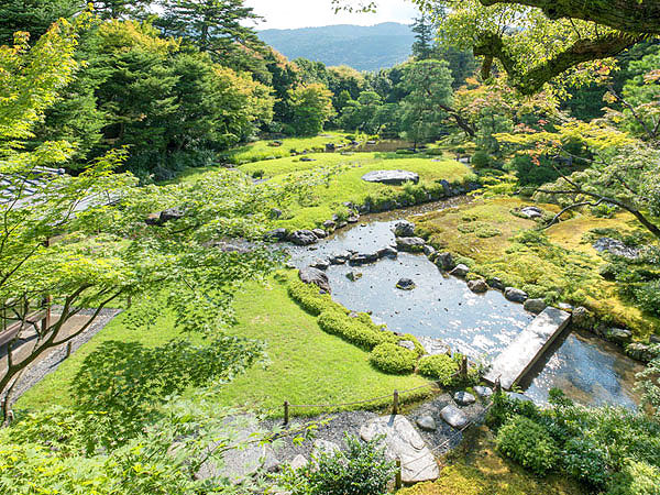 【TV放送記念・東山編】タモリさんを案内したガイドと、疏水が繋ぐ別荘庭園へ～網の目のような水路ネットワークを追え！植治が生んだ新しい美のカタチ～