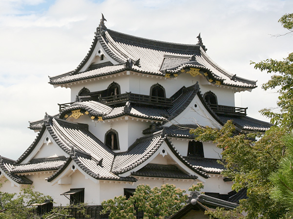 【まいまい大学】“天下普請”の城めぐり、城郭の魅力を味わい尽くす ～縄張・石垣・城郭建築、戦国時代から天下統一を経て完成へ～