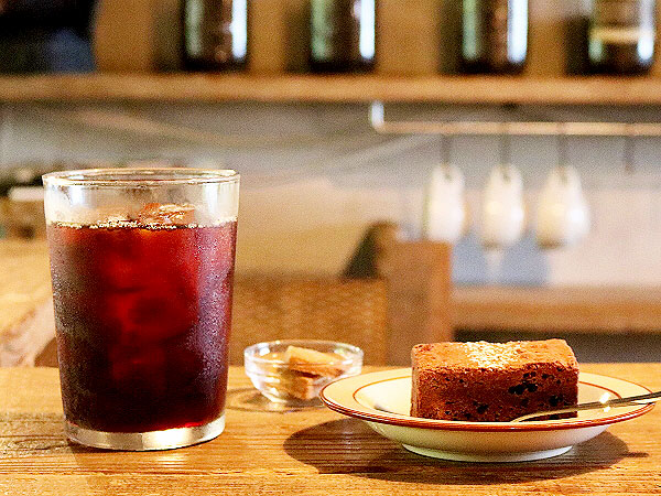 【珈琲・二条編】トラベリングコーヒー牧野さんと絶品珈琲屋めぐり～珈琲とのこだわりマリアージュ☆秘密のフルーツから伝説の玉子サンドまで～