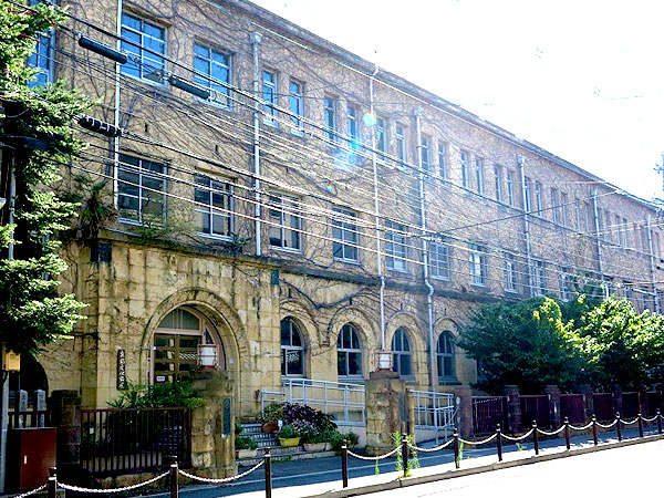 【下京】明治京都のキセキ、日本初・町衆たちが作った番組小学校めぐり～福沢諭吉も感動、京都人の教育スピリット！圧巻の学校建築をたずねて～