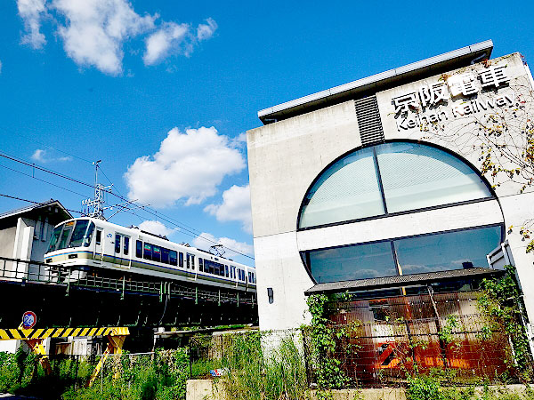 【京阪宇治線】京阪王国、宇治にかけた夢！名古屋を狙う野望の痕跡～左岸右岸の大転換、旧陸軍火薬庫への巨大築堤、起死回生の「おとぎ電車」まで～