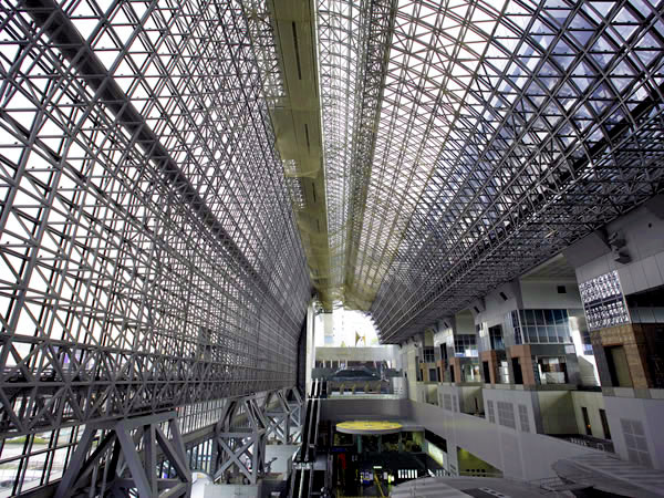 【京都駅ビル】日本最大級の駅ビル建築、技術者がオモテもウラもご案内～隠された樹海！？駅ビルに里山！ビルの中に京都がある～
