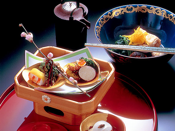 【菊乃井本店】京都を代表する名料亭へ、日本料理の真髄を五感で味わう～新春を彩る京懐石、最高の素材・技術・しつらえ…“きれい寂び”の世界～