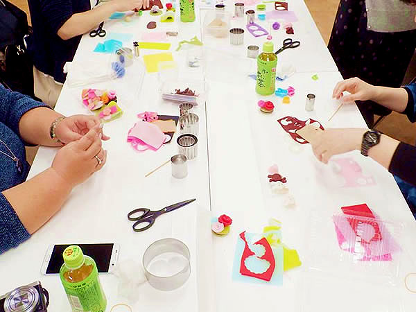 【聖護院八ッ橋総本店】可愛いすぎる生八ッ橋☆八ッ橋職人とマイスイーツづくり～新ブランド「nikiniki」！カラフルな生地・餡・コンフィ、遊び心でデコレーション～