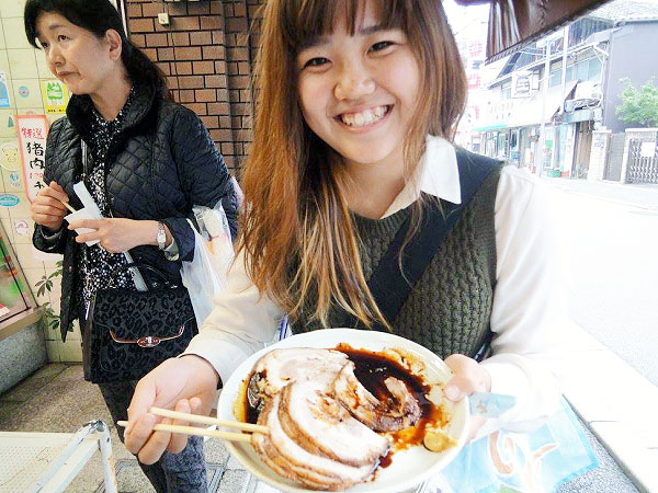 【出町】都の北のターミナル、出町商店街！京の味を食べ歩き ～手づくり京豆腐、秘伝の焼き豚…つまみ食いAコース～