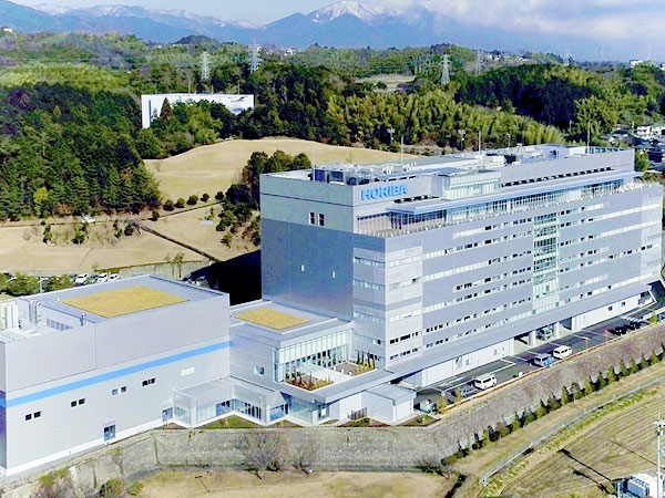 【堀場製作所】琵琶湖を望む客船！？ホリバリアンと最先端工場を探検しよう☆～世界シェアNo.1を支えるグローバル拠点、絶景社員食堂の社食付き～