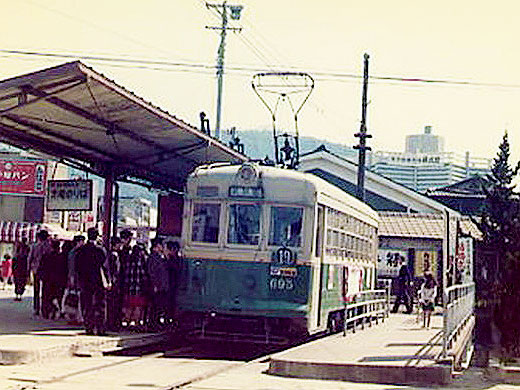 【京都市電】半世紀ぶりに出会えた奇跡！廃線マニアと、京都市電稲荷線を探せ～地下から出現した線路、住宅地に残る高低差、日本で初めて電車が走った街～