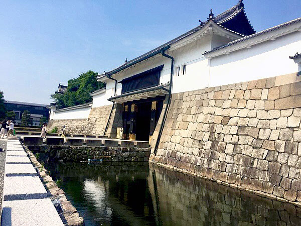 ※中止【二条城】通常非公開、東大手門と東南隅櫓へ！元修復担当者がオモテもウラもご案内～家康から家光へ大改築の痕跡、圧倒的な巨大櫓門、軍事要塞としての二条城へ～