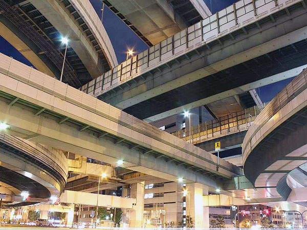 【ドボク】世紀末のカオス感！土木エンジニアと超芸術「ジャンクション」萌え～圧倒的な4層構造、工事現場を拝見、ビルとジャンクションがドッキング～