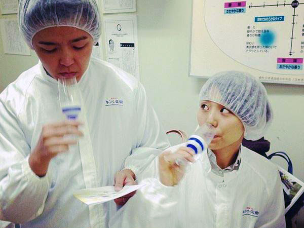 【キンシ正宗】唎酒師といく京仕込みの老舗、キンシ正宗の酒蔵探検～伏見の名水、麹、もろみ…酒造りの現場へ！日本酒5種呑み比べ試飲付き～