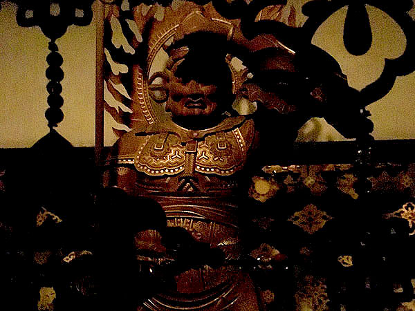 【鞍馬寺】伝説うず巻く神秘の霊場、暗闇の奥に祀られた魔王尊を拝観～金星から降り立った永遠の16歳！？天狗跳び虎が護る古刹、国宝毘沙門天まで～