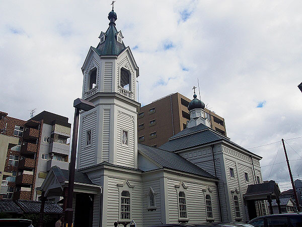 【御所南】通常非公開のハリストス正教会と、桜に染まるルネサンス建築の庁舎へ～異彩を放つ壮麗な大聖堂、京都初の建築家・松室重光2つの傑作を拝見～