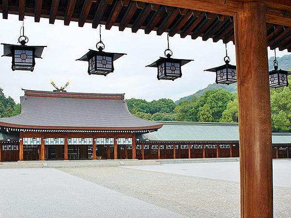 【橿原神宮】「神都」はいかに創られた！？初代天皇が即位した、日本はじまりの地～神社と鉄道のただならぬ関係、国家神道が生んだ神武天皇の聖地めぐり～