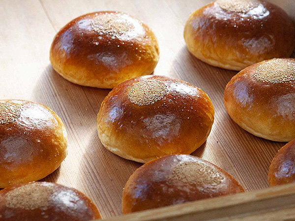 【パン】京都・北白川パンまつり！京都屈指のパンストリート、4軒のパン屋さんへ～老舗ベーカリーからまるで和菓子な個性派パンまで、店主に聞く京都パン屋物語～