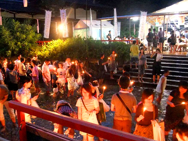 【下鴨神社】ひんやり足つけ神事、京の夏の風物詩・みたらし祭へ～美人祈願から縁結びまで、夕暮れの下鴨神社めぐり～