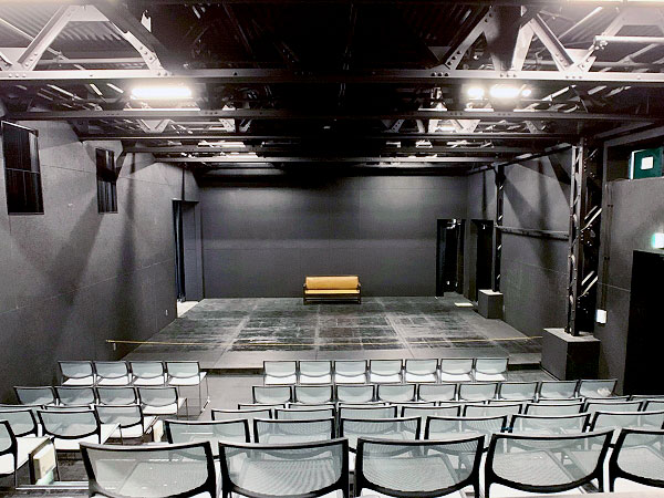 【THEATRE_E9_KYOTO】劇場オープン記念！支配人がオモテもウラもご案内～元工場が劇場に！崇仁から東九条へ、注目の街はどう生まれ変わるのか～