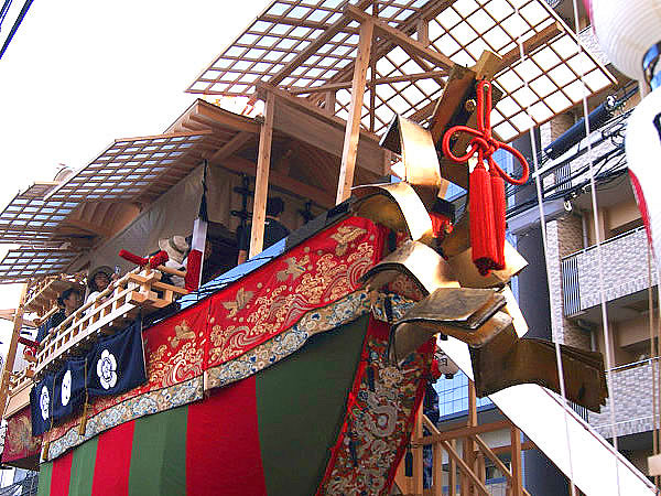 【祇園祭・大船鉾】設計者といく大船鉾と町会所、後祭を建築士目線でめぐる～150年ぶり復活の軌跡！山鉾の構造を徹底解剖！大船鉾に登ろう～