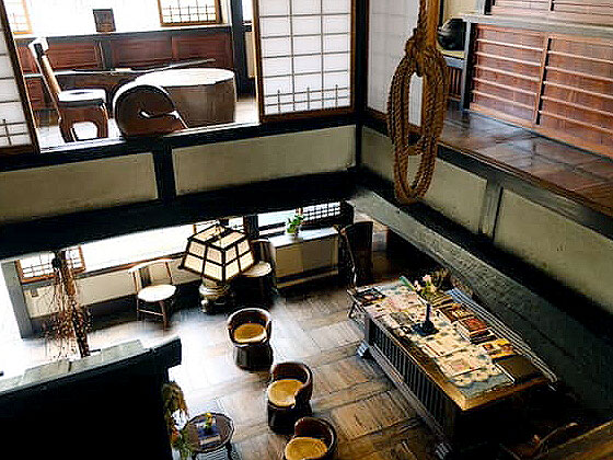 【鴨東】京都屈指の豪商屋敷！江戸時代築・洛東遺芳館と河井寛次郎旧邸を拝見～520坪に36部屋！雪見障子の茶室、手仕事の美・民芸作家の工房まで～