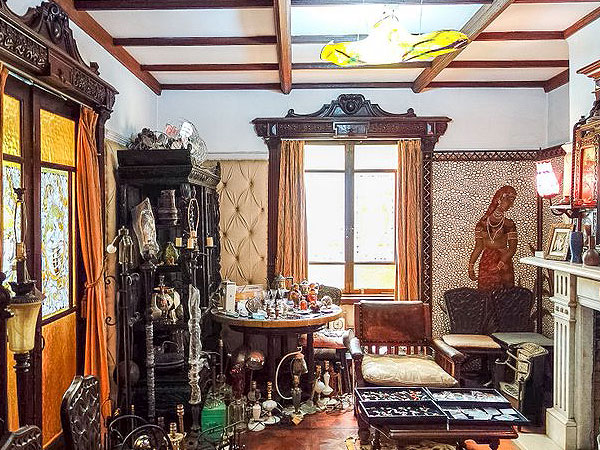 【工房チェリ】300年前の豪華客船の内装、英国チューダー様式の洋館を拝見～漆芸作家が憧れた夢、世界でも珍しい金唐革とステンドグラスの工房へ～