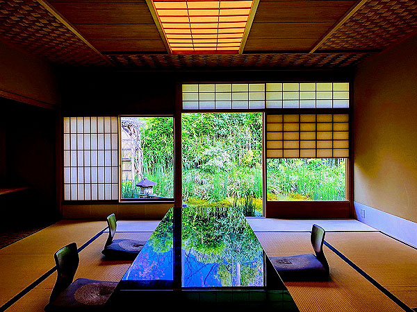 【ライブ配信】秘められた京都もてなしの庭園、料亭・老舗旅館・ホテルまで～柊家・瓢亭・京都吉兆・リッツカールトン…庭園デザイナーのオンライン教室～