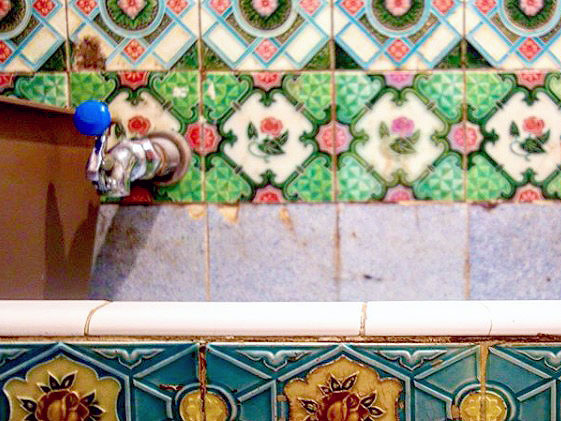 【ライブ配信】建築探偵と、美しき建物タイルの世界へ！見方・表情・いちいち楽しむ～マジョリカ、モザイク、芸術タイル…モダン日本はタイルのパラダイス～