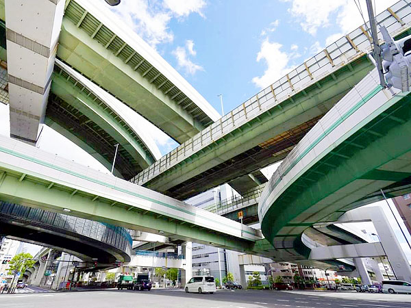 【阿波座】橋梁エンジニアと大阪ドボクツーリズム！巨大構造物の造形美に萌えろ～圧倒的な“西の横綱”、ジャンクション3連発！ビルと立体交差がドッキング～