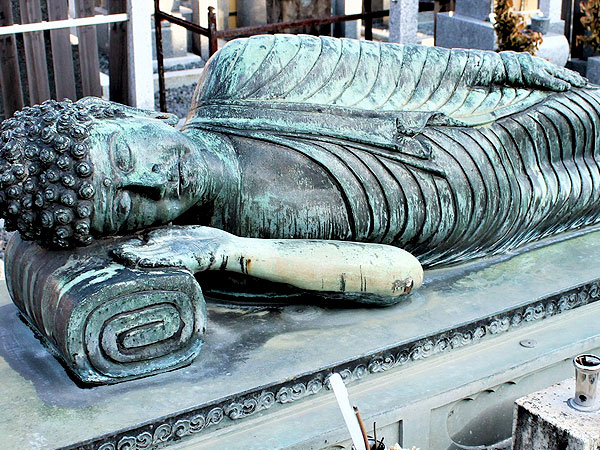 【上立売】知られざる都のメインストリート、室町幕府の栄華と不思議な神仏めぐり～平安の千手観音を間近で拝観！鬼門を守る猿、巨大な岩の御神体まで～