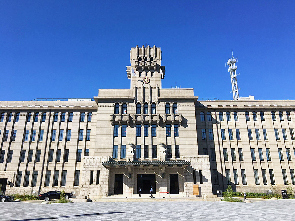 【部員限定】京都市庁舎オモテもウラも！元担当者＆技師と、徹底潜入ツアー～本庁舎リノベーションの舞台裏！正庁の間、議場、屋上から新庁舎まで～