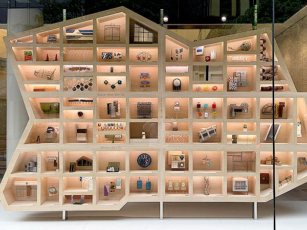 【銀座】日本最大の美術の街へ！アートテラーとに～と、大人の銀座ギャラリー巡り:～キャラの濃いギャラリスト続々登場！なんでも鑑定士の画廊から最新アートまで～