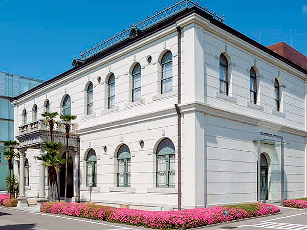 【NISSHA】小西館長といく明治の本館、貴重なレンガ建築が残る印刷歴史館へ～100年を越える産業遺産！アーチ窓連なる旧事務所から世界最古の印刷物まで～