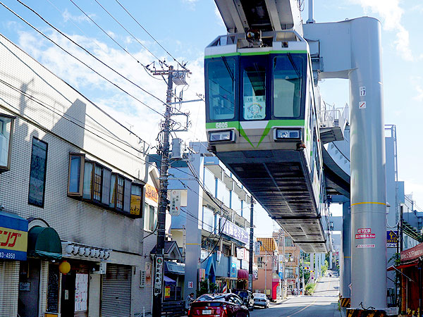 【湘南】スリバチ学会「湘南モノレール」凹凸追跡ツアー！いざ江ノ島を目指して～ぶら下がりジェットコースター！？憧れの鎌倉山、地形＆ドボクを堪能せよ～