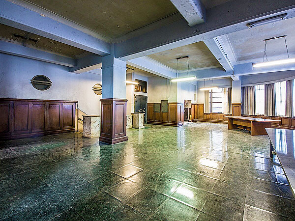 【兵庫津】産業遺産探検家といく、造船所連なる日本近代化を支えた海運の要衝へ～兵庫商人の社交場・岡方倶楽部＆時が止まった海運ビルに特別潜入～