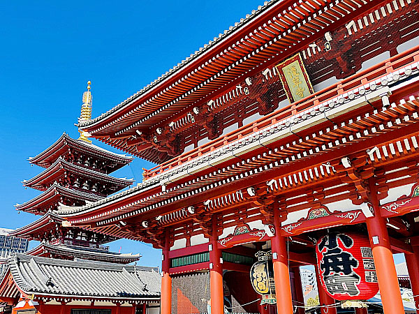【浅草寺】東京一の名所を、建築目線で解き明かせ！建築史家と“神仏のデパート”へ～徳川建築の二天門、重文連なる浅草神社…戦後の一大再建プロジェクトに迫る～