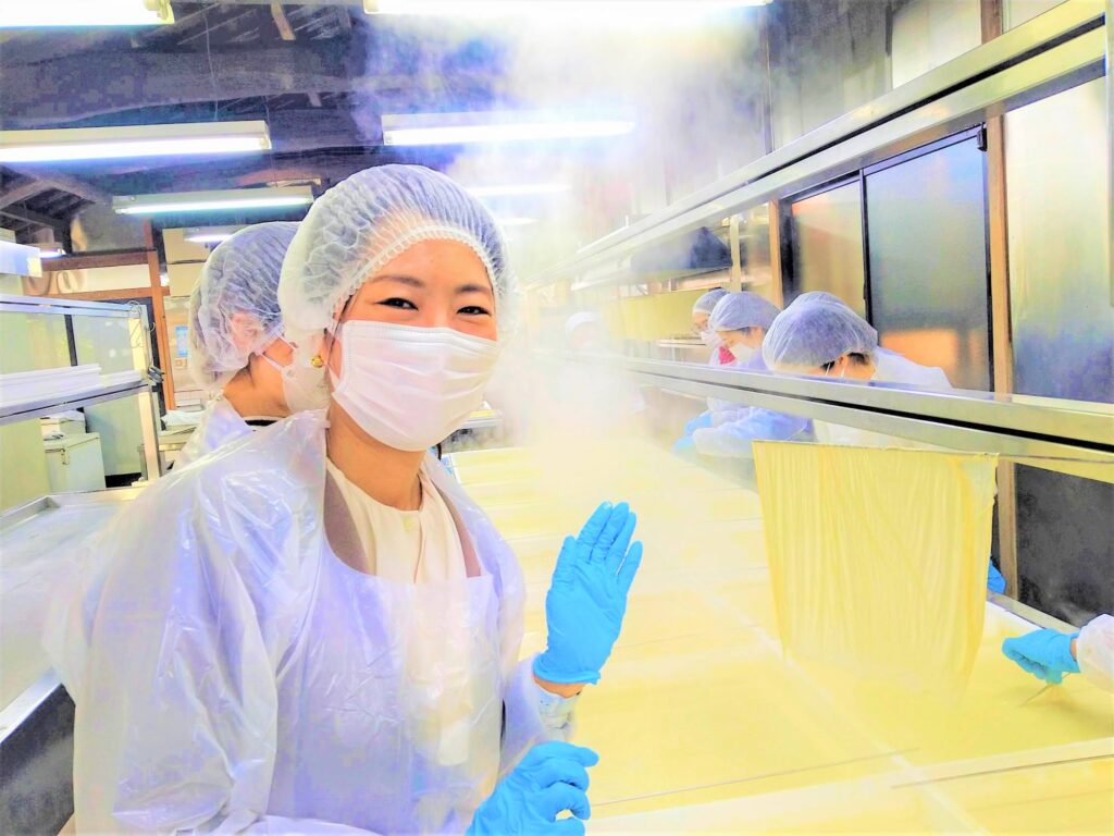 汲み上げゆば体験！あつあつの湯葉料理も