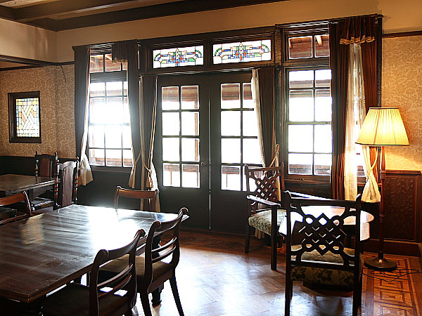 【大型京町家C】まいまい京都✕町家の日スペシャルツアー！八竹庵＆無名舎を拝見～建築史家と秘書がご案内！武田五一の洋館、祇園祭を支える商家の暮らし～