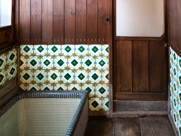 【大型京町家D】まいまい京都✕町家の日スペシャルツアー！杉本家＆長江家を拝見～当主と学芸員がご案内！京都最大級・重要文化財の京町家、船鉾町会所まで～