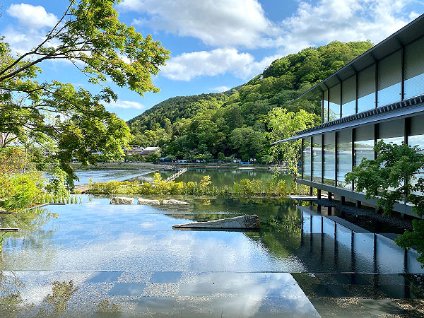 【福田美術館】この日限りの完全貸切、副館長がオモテもウラもご案内～会期直前、栖鳳から大観まで独占堪能！普段は見られない美術館のヒミツ～