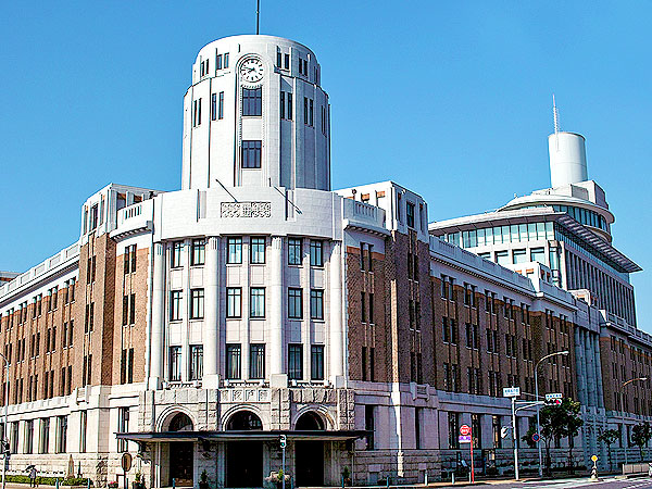 【サロン限定】笠原先生とモダン神戸港へ！非公開・カッコ良すぎるQ2上屋へ特別潜入～今も残るアールデコ旧神戸港駅、旧生糸検査所や貿易会館の内部も拝見～