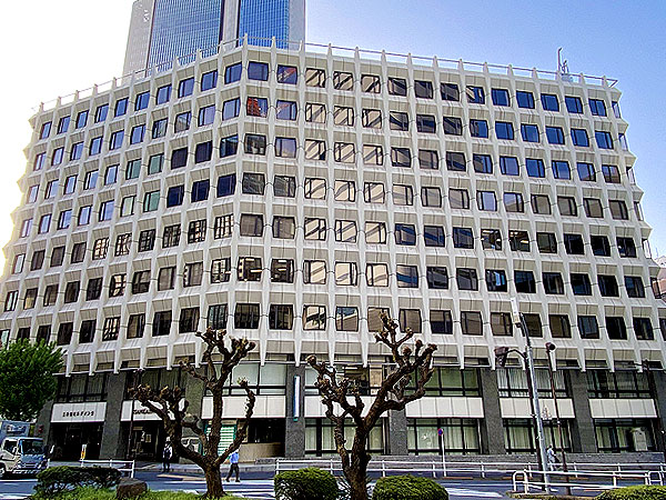 【赤坂】花柳界＆ナイトクラブの「シブビル」巡り！解体間近の名作を見届けよ～『東京人』元副編集長と、草創期の高級マンションから社交ビル群まで～