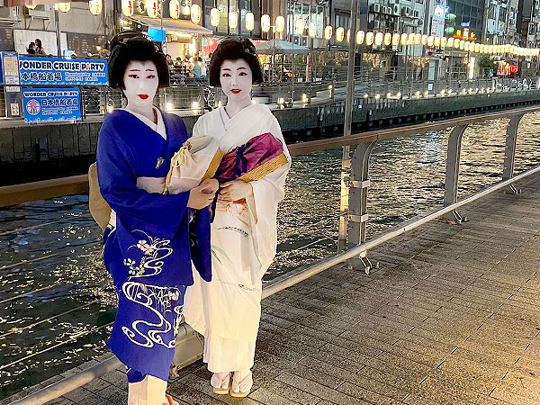 【道頓堀・船渡御】どんどこ船行き交う難波祭納涼会、芸妓さんとお座敷遊び＆鱧会席～大阪ミナミ唯一のお茶屋「たに川」、若旦那がお座敷文化をご案内～