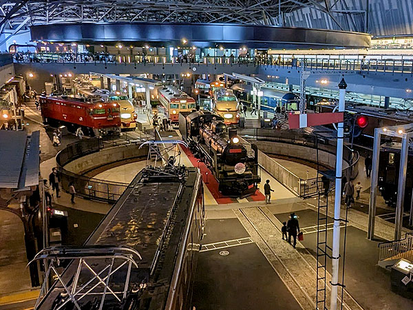 【大宮鉄道博物館】いざ、鉄道の聖地へ！鉄道スペシャリスト・氏江さんと鉄博ツアー～乗って、潜って、ときめいて！重文1号機関車から天皇専用車、夢の超特急まで～