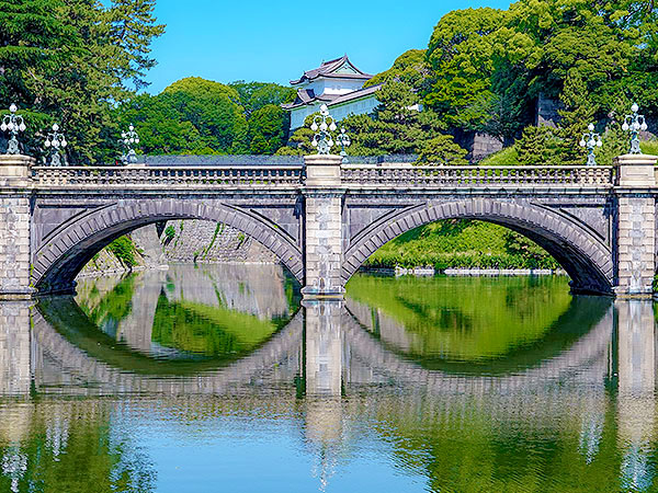 【皇居内堀】設計者といく東京ドボクツーリズム！日本の中枢を解き明かせ～二重橋、東京駅、千鳥ヶ淵…技術とデザインの融合、“東京で一番美しい坂”まで～