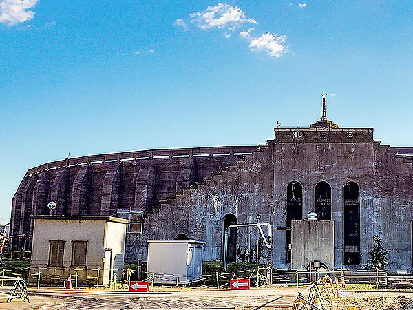 【明大前】幻の第二山手線！？スリバチ学会と、軍と水と大学の街凹凸ツアー～東京にリトル沖縄！伊東忠太の極楽橋、解体前の巨大給水所を見届けよ～